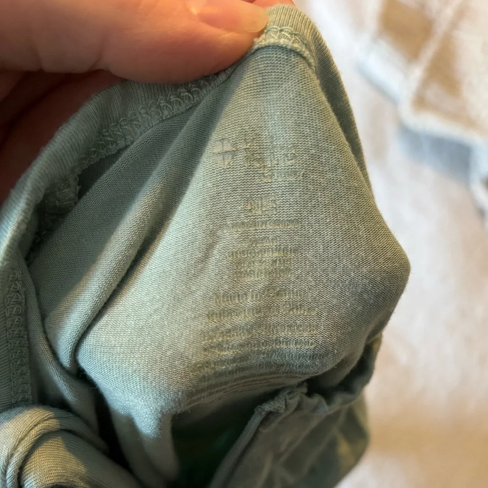 Kyte Baby footed bamboo zippy pajama|sage|size newborn - Picture 3 of 4